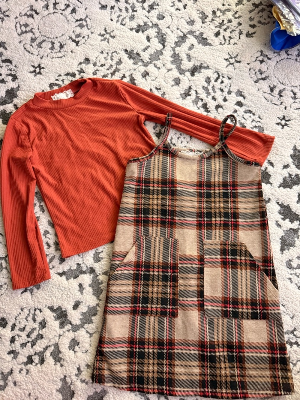 btween rust orange ribbed top with lace trim